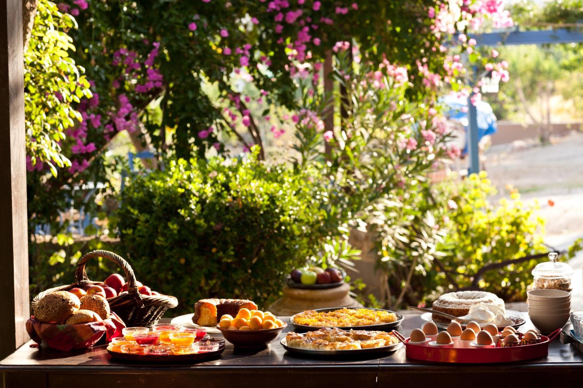 Vagia Traditional, Aegina Island Kültér fotó